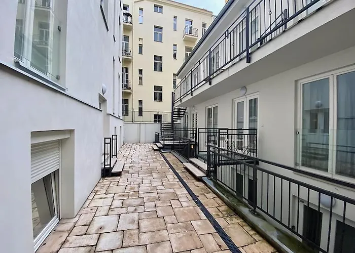 Urban Downtown Apartment