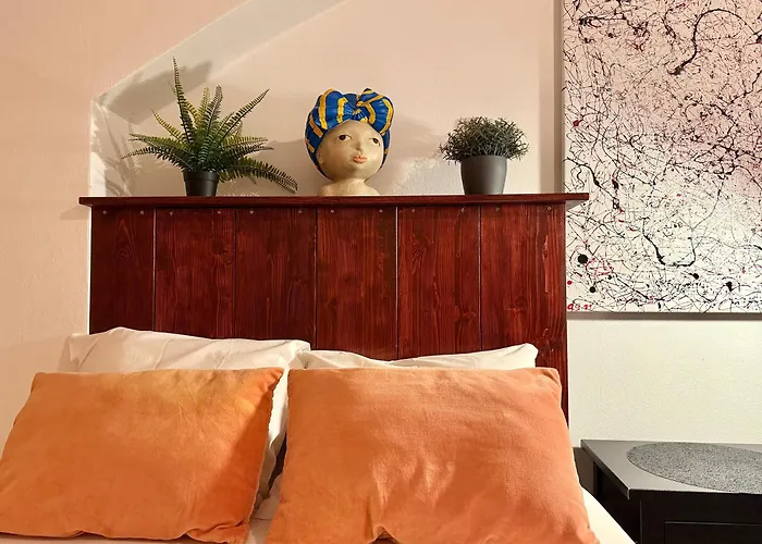 Urban Downtown Apartment *